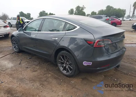 2018 Tesla Model 3 Long Range/Performance from USA, damaged, VIN 5YJ3E1EB7JF128737